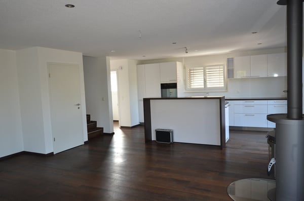 A LOUER HALLE COMMERCIALE, VILLA, DUPLEX, PLACES PARC 5