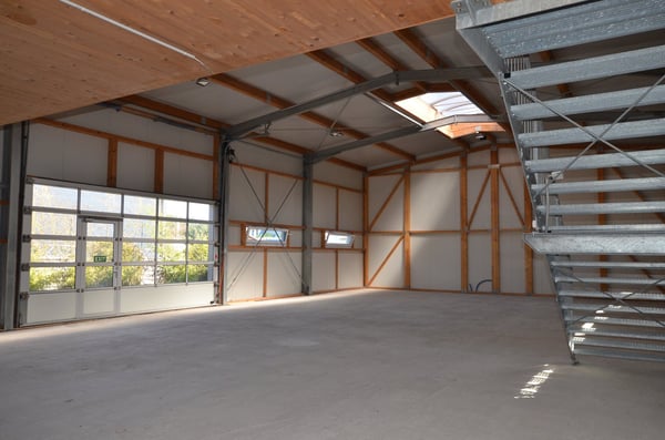 A LOUER HALLE COMMERCIALE, VILLA, DUPLEX, PLACES PARC 11