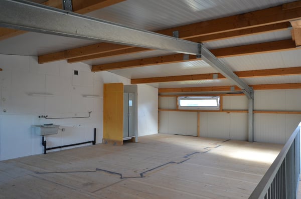 A LOUER HALLE COMMERCIALE, VILLA, DUPLEX, PLACES PARC 13