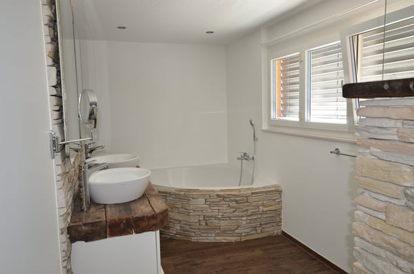 A LOUER HALLE COMMERCIALE, VILLA, DUPLEX, PLACES PARC 8