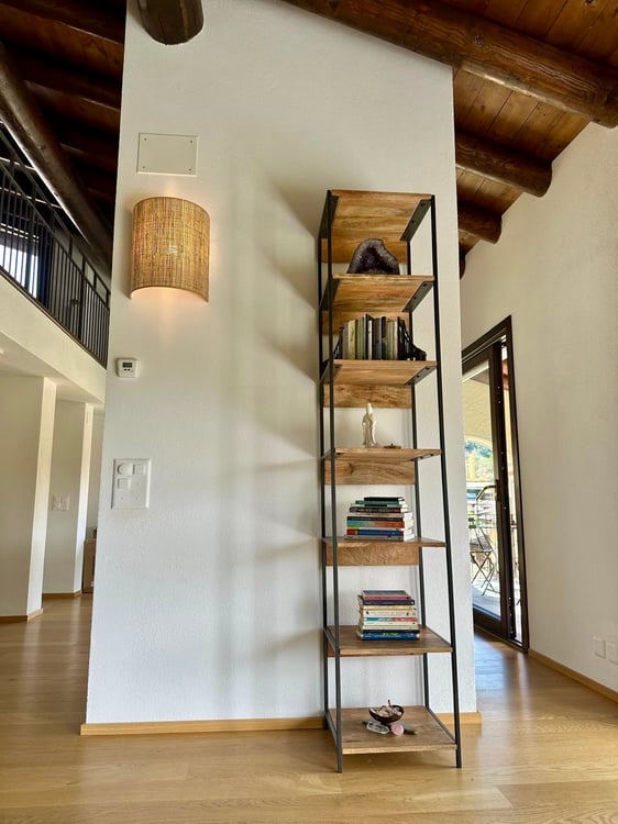 Charming duplex apartment in the historic center of Origlio 9