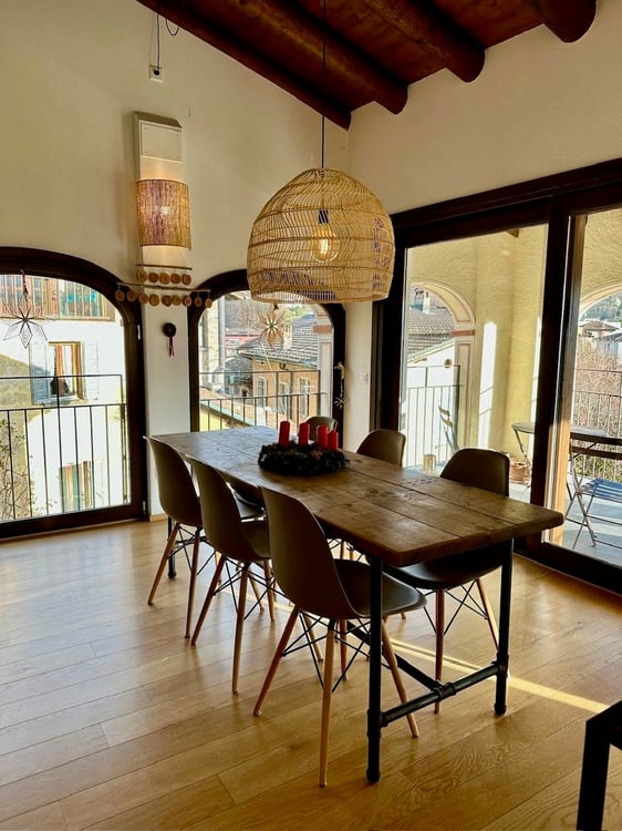 Charming duplex apartment in the historic center of Origlio 4