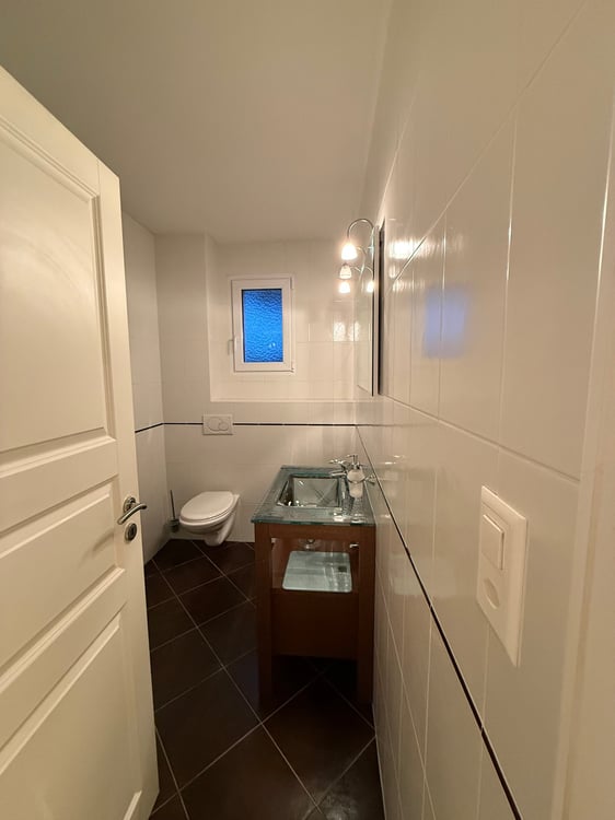 Villa familiale exceptionnelle avec piscine à Jouxtens-Mézery 3