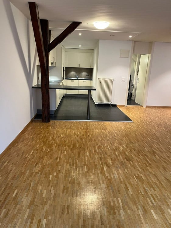 Charmant appartement de 2,5 pièces au 4ème étage au centre de Lausanne 8
