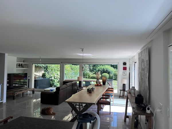 Geräumiges 6-Zimmer-Familienhaus zur Miete in Küsnacht 3