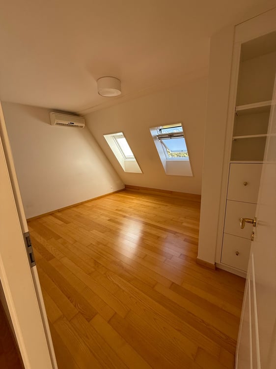 Magnifique duplex de 6 pièces avec vue panoramique à Vevey 9