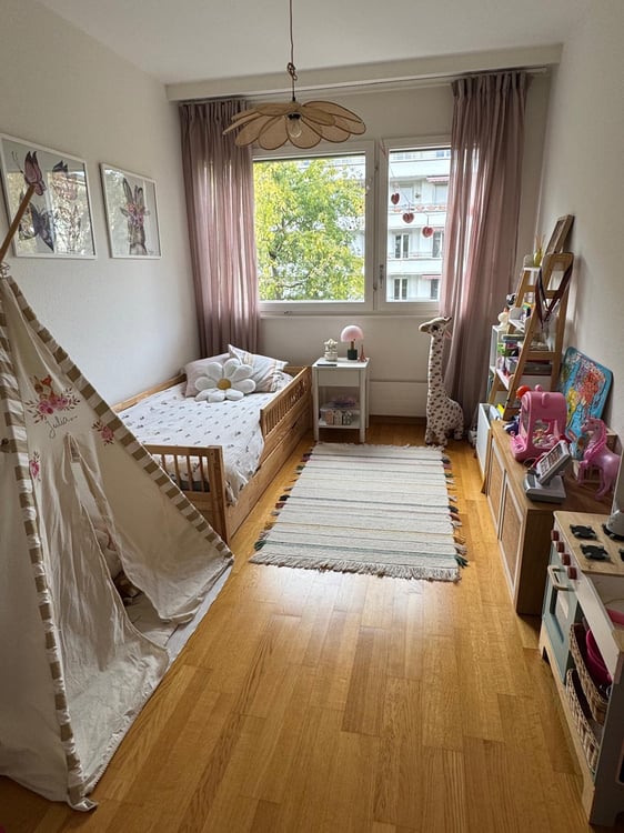 Spacieux appartement de 5 pièces à louer – Avenue Krieg, Genève 7