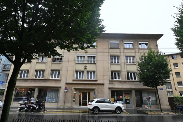 Charmant appartement de 9 m1, 1 pièces au rez-de-chaussée à Lausanne 7