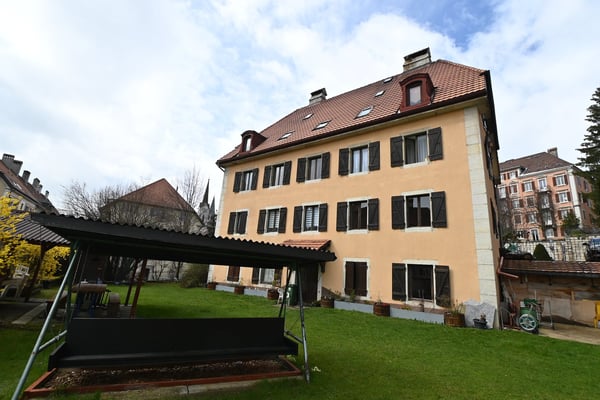 Immeuble de rendement net 6,12 % avec chauffage à distance. 2