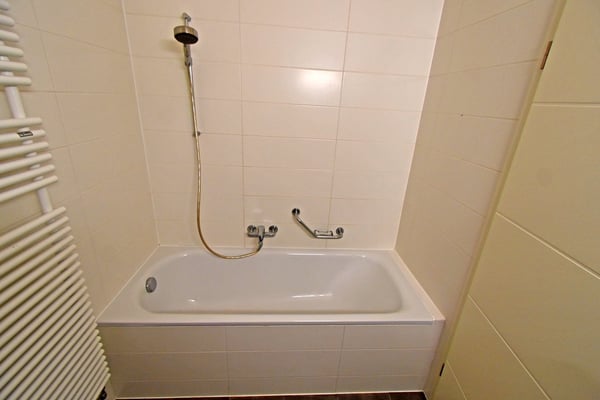 Appartement 1 pièces rénové avec ascenseur à Lausanne 10