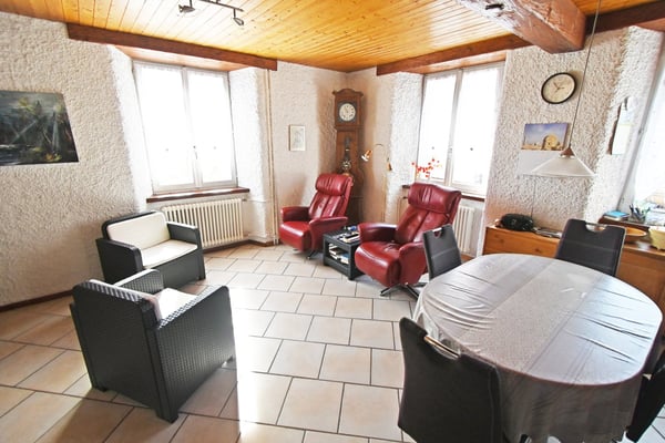 Charmant appartement de 1 pièces avec cheminée à La Chaux-de-Fonds 6