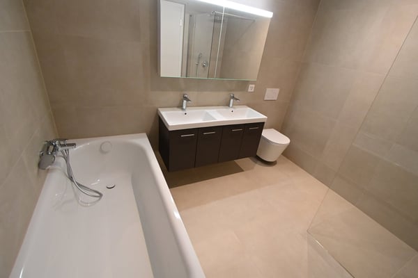 Appartement neuf de 3.5 pièces avec balcon à Neuchâtel 6