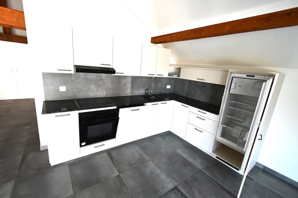 Appartement attique lumineux avec terrasse panoramique à Les Ponts-de-Martel 7
