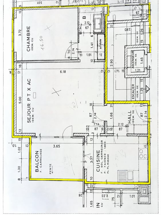 Appartement 2.5 pièces lumineux avec terrasse à Neuchâtel 12