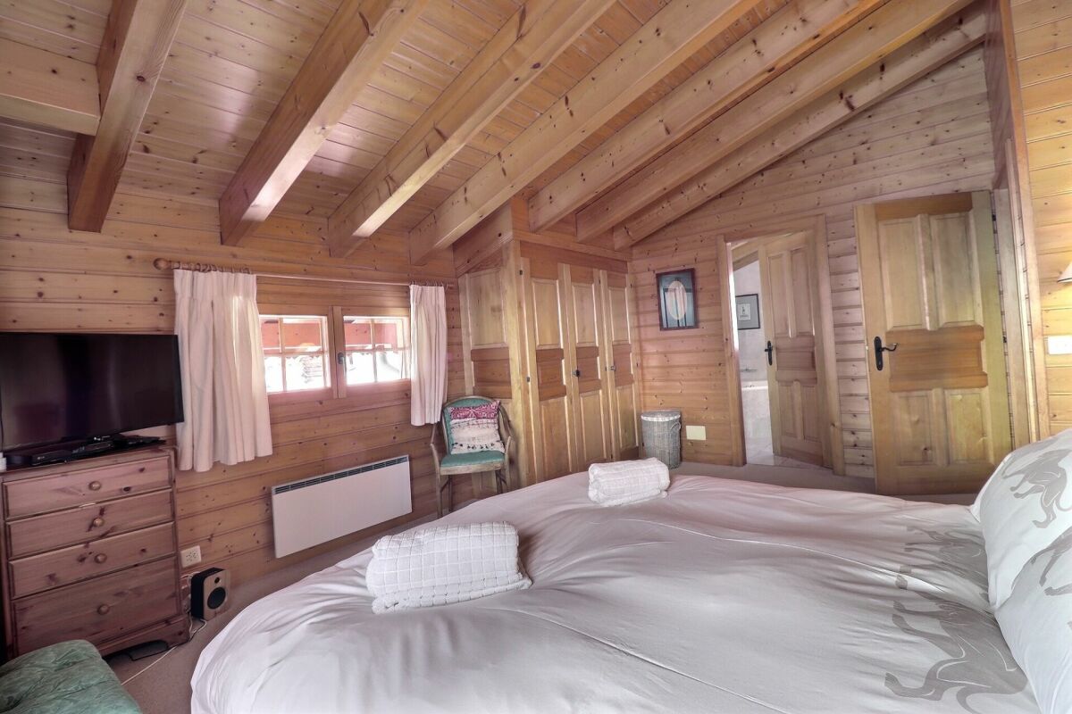 Chalet 5 pièces aux Mazots de Gryon