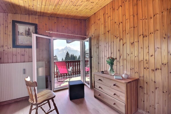 appartement de 4 pièces au centre de Villars 11