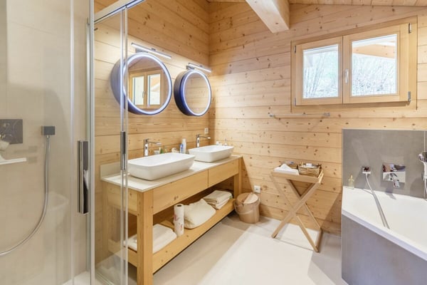 Chalet de 8 pièces avec vue imprenable 14