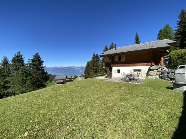 Chalet avec vue panoramique sur les Alpes - 5 pièces 23