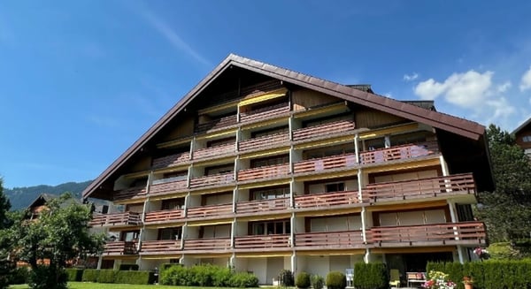 Appartement 3.5 pièces - centre de la station 1