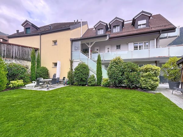 Coeur de Villeneuve: Immeuble de 3 appartements + parcelle constructible 2