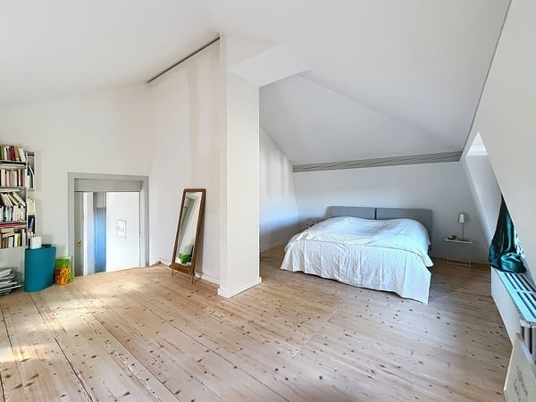 Cadre bucolique + fort potentiel constructible 11