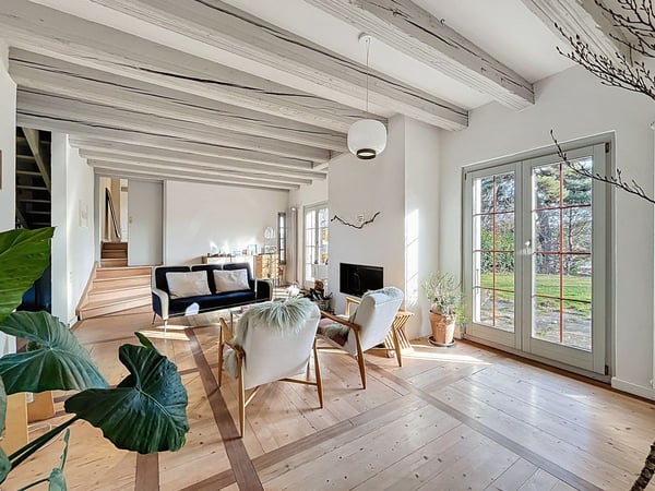 Cadre bucolique + fort potentiel constructible 6