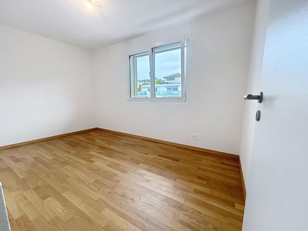 Attique avec ascenseur privatif et balcon périphérique 6