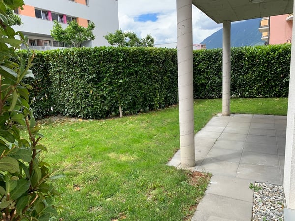 Appartement 2.5 pièces au rez-de-chaussée avec terrasse et jardin 7