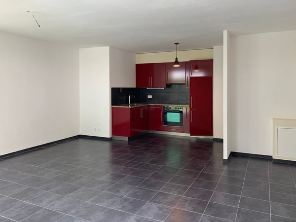 Appartement 2.5 pièces au rez-de-chaussée avec terrasse et jardin 2