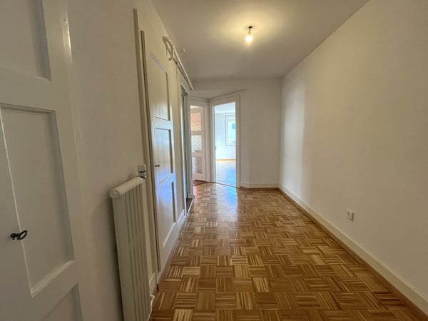 Magnifique appartement 4.5 pièces avec balcon à Pully 2