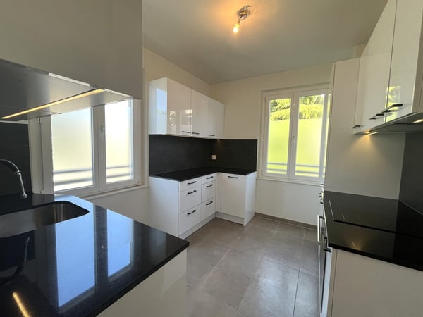 Magnifique appartement 4.5 pièces avec balcon à Pully 1