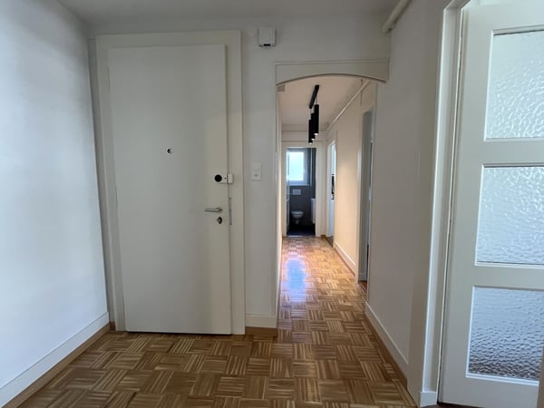 Magnifique appartement 4.5 pièces avec balcon à Pully 3