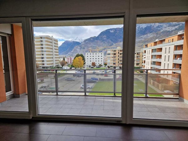 Superbe 4.5 pièces lumineux avec balcon - Conthey 4