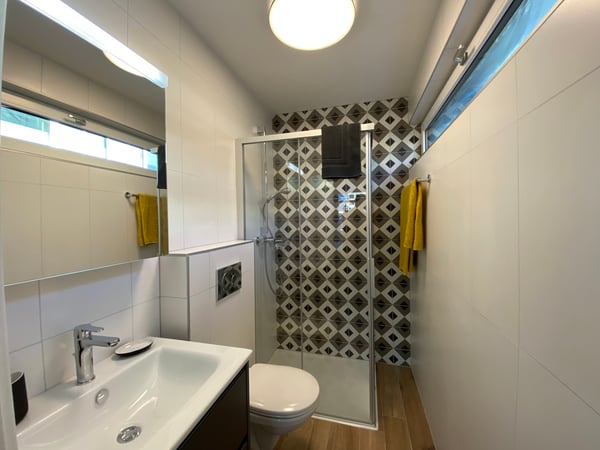 Lumineux studio meublé à deux pas de la gare 3