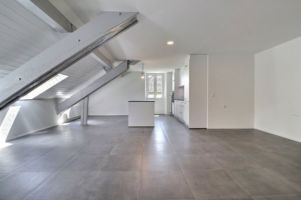 Magnifique 3.5 pièces entièrement rénové en plein centre-ville 1