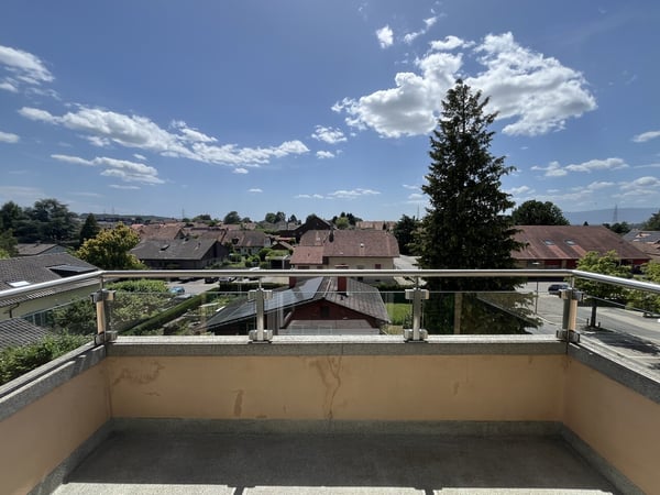 Grand 2.5 pièces avec balcon à Echallens 6