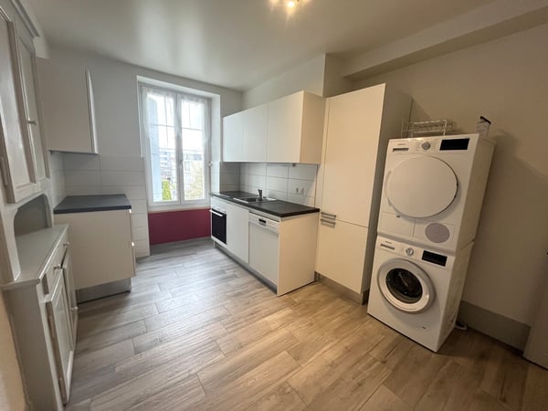 Grand 4 pièces avec balcon et jardin à Yverdon-les-Bains
