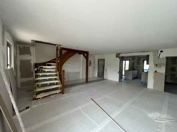Spacieux appartement de 5.5 pièces en duplex en cours de rénovation. 5