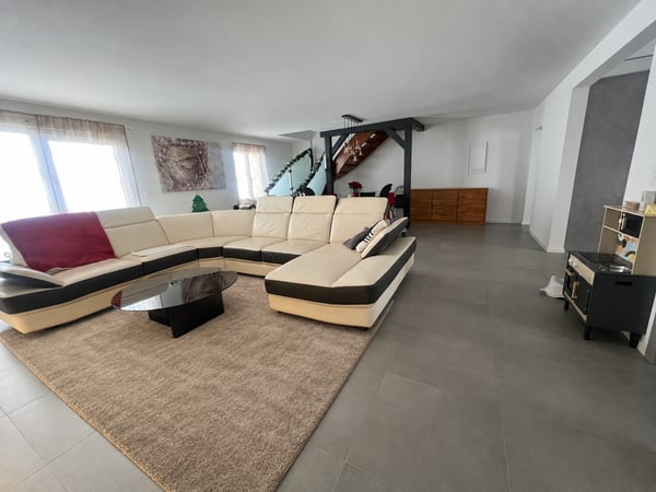 Spacieux appartement de 3.5 pièces en duplex 3
