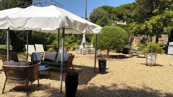 Gîte de 60 m2 dans bastide provençale avec terrasse privative 6