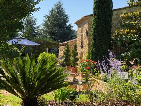 Gîte de 85 m2 dans bastide provençale 2