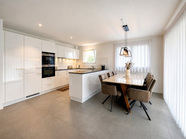 Appartement comme neuf de 4.5 pièces avec terrasse à Courtepin 2