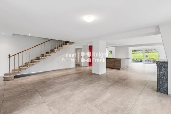 Splendide maison moderne de 2 pièces avec un grand jardin à Colombier 7