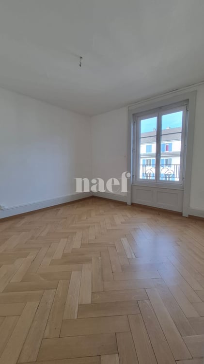 Appartement de 1 pièces situé au 4ème étage, rue de l'Eglise 6, 2000 Neuchâtel 3