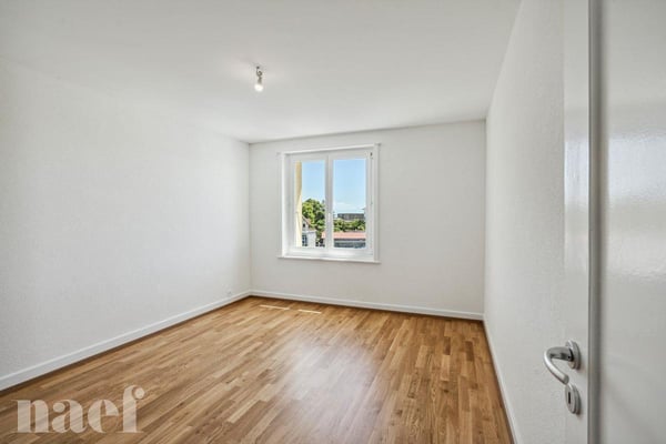 Magnifique appartement entièrement rénové. 5