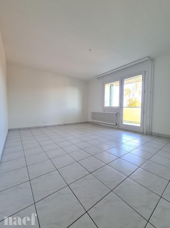 Bel appartement situé à deux pas de la gare CFF et des commerces. 4