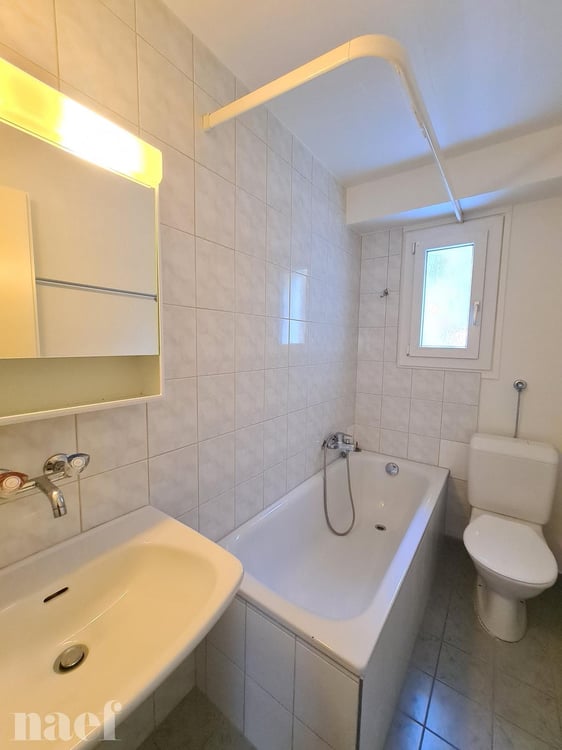 Bel appartement situé à deux pas de la gare CFF et des commerces. 3