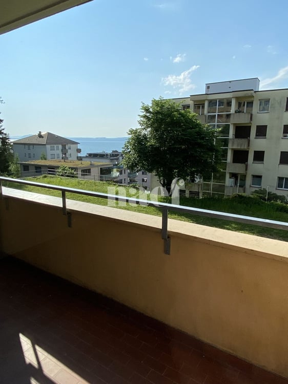 Appartement avec balcon 1
