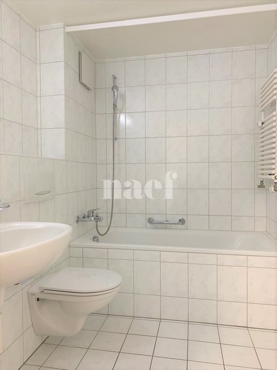 Appartement avec cuisine moderne et équipée 4