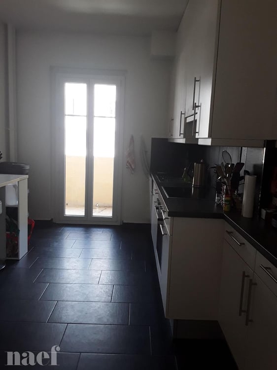 Appartement de 5.5 pièces au 2ème étage avec ascenseur situé à la rue de l'Eglise 6, 2000 Neuchâtel 3